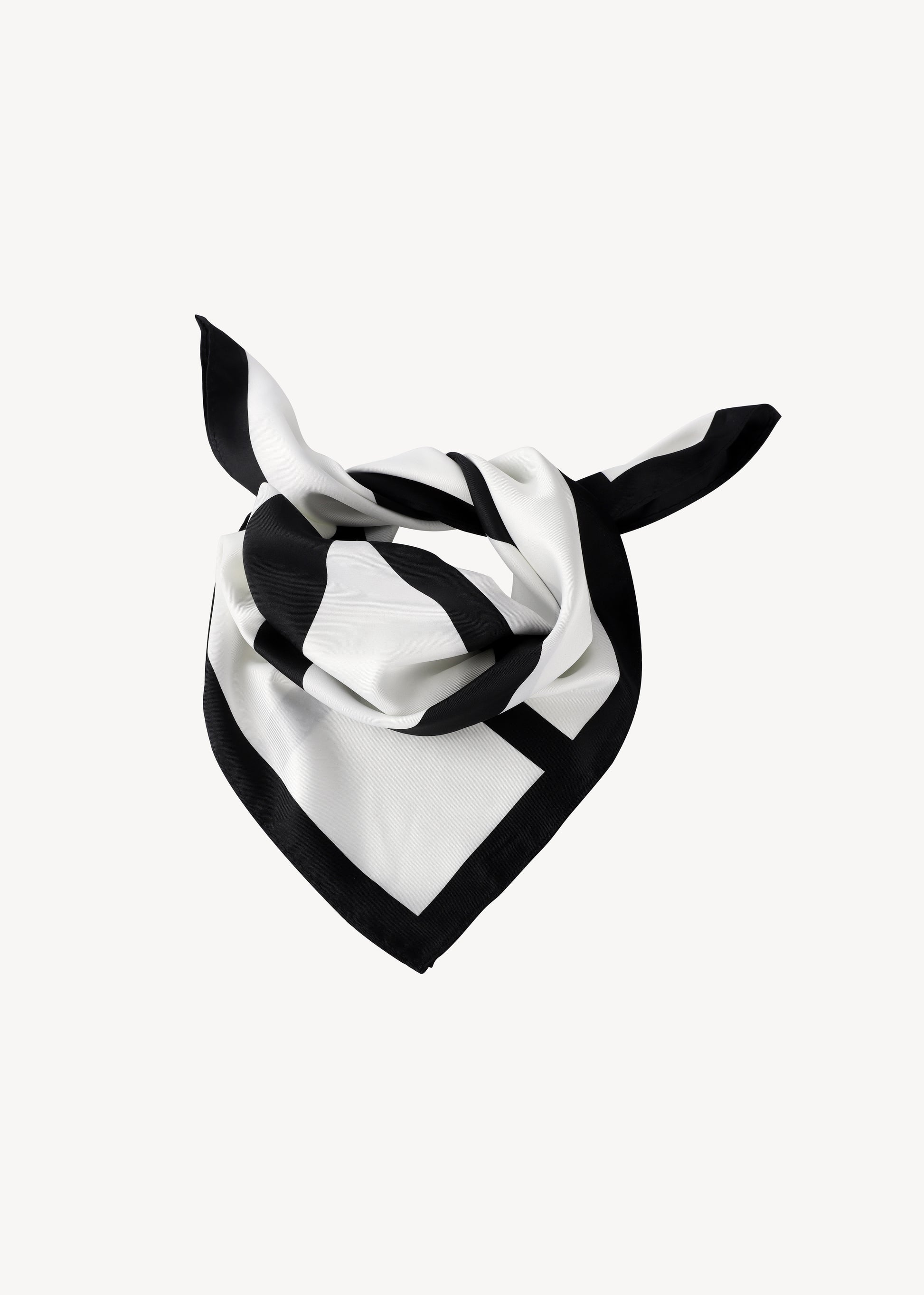 Alva Scarf Cream & Black