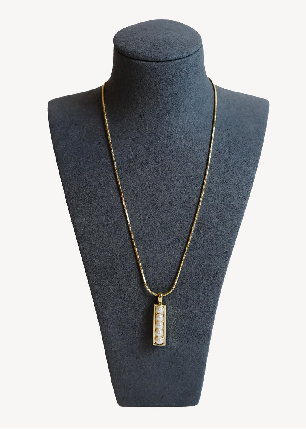 Mila Halsband