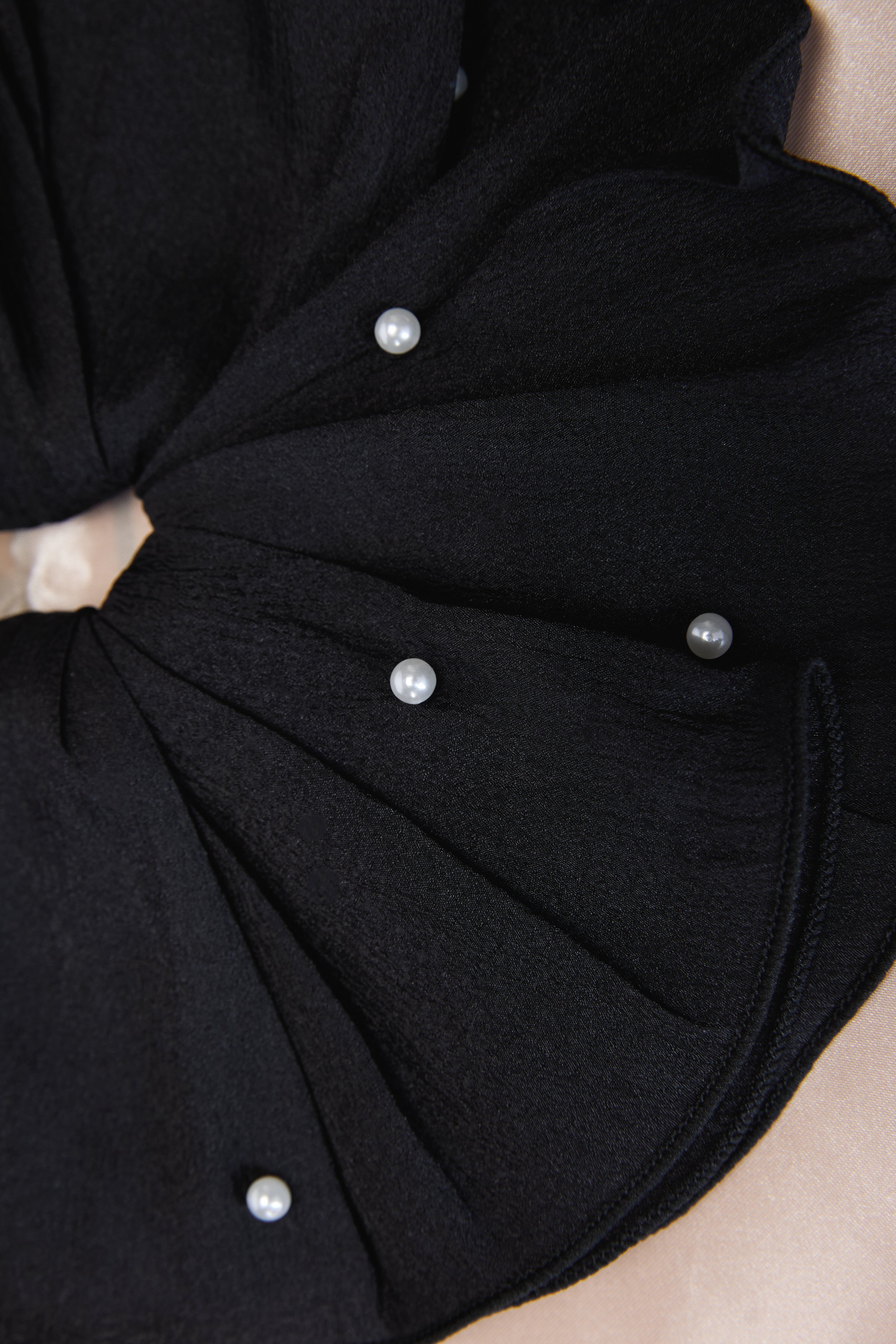 Ella Oversized Scrunchie