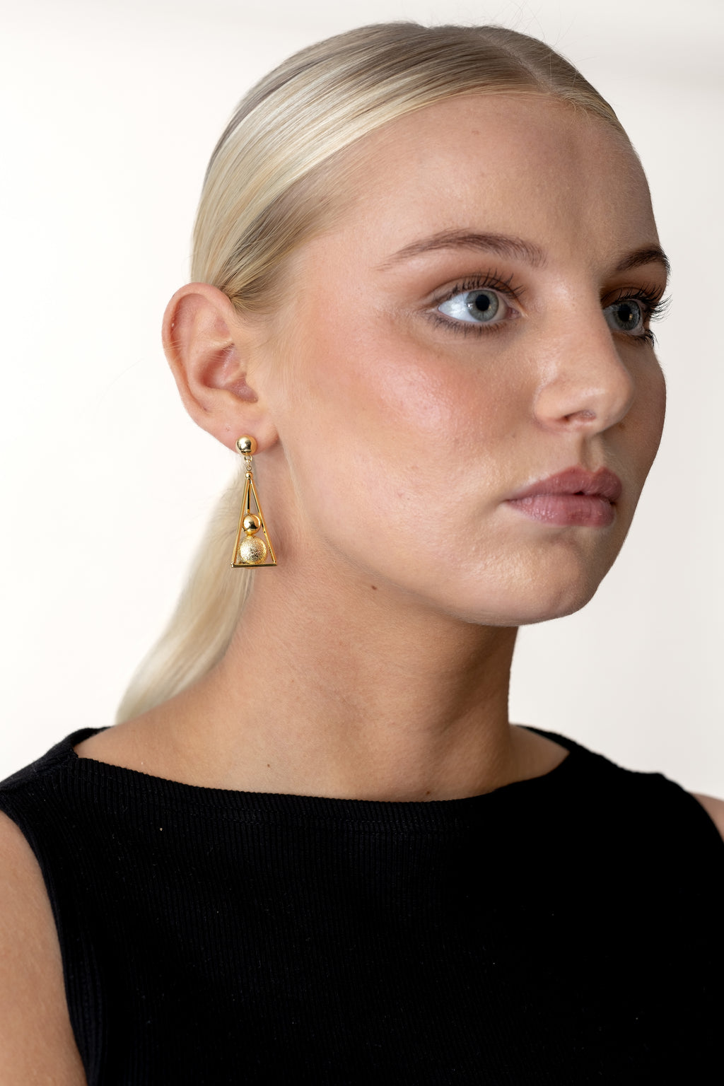 Lova Örhängen