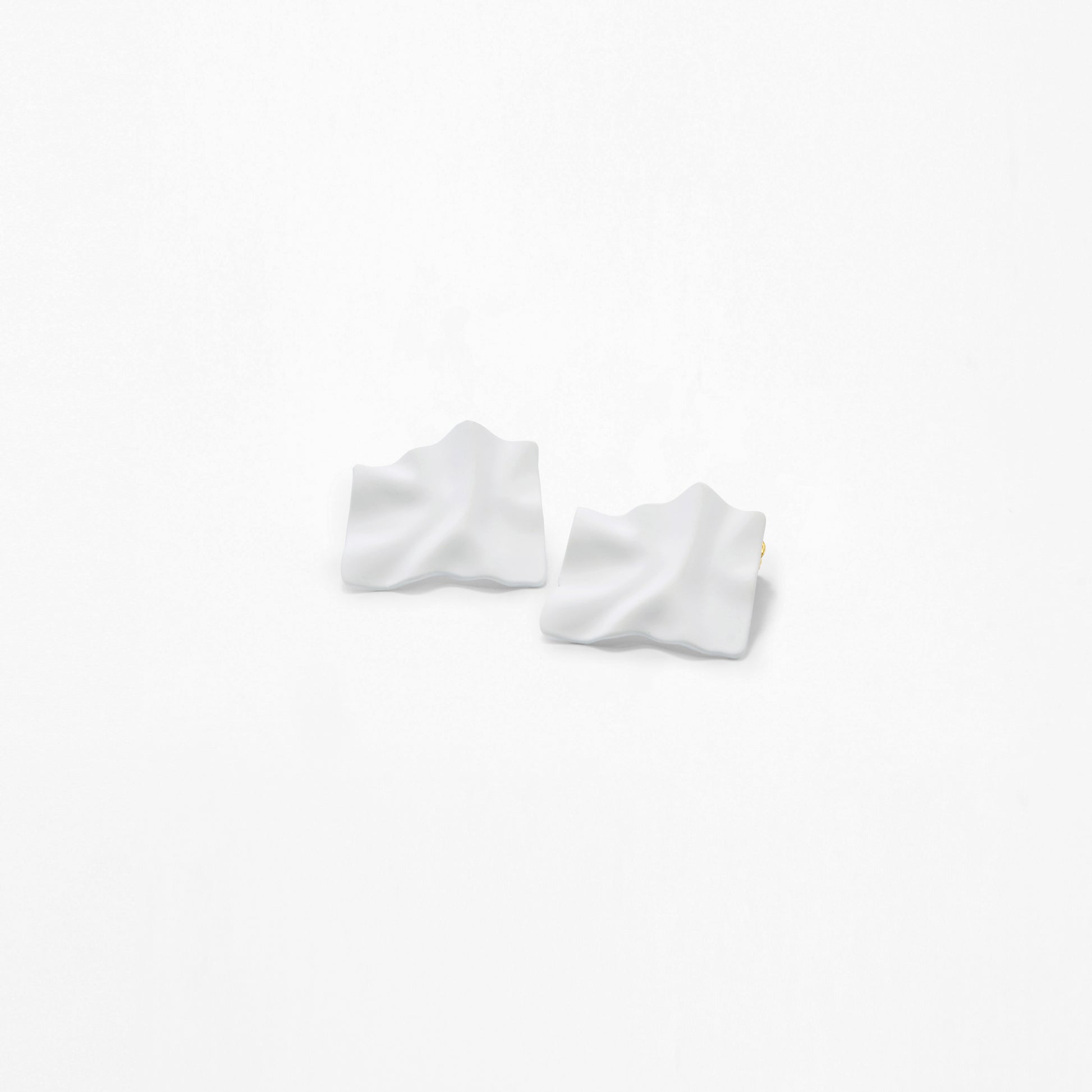 Aurora Earrings Summer White