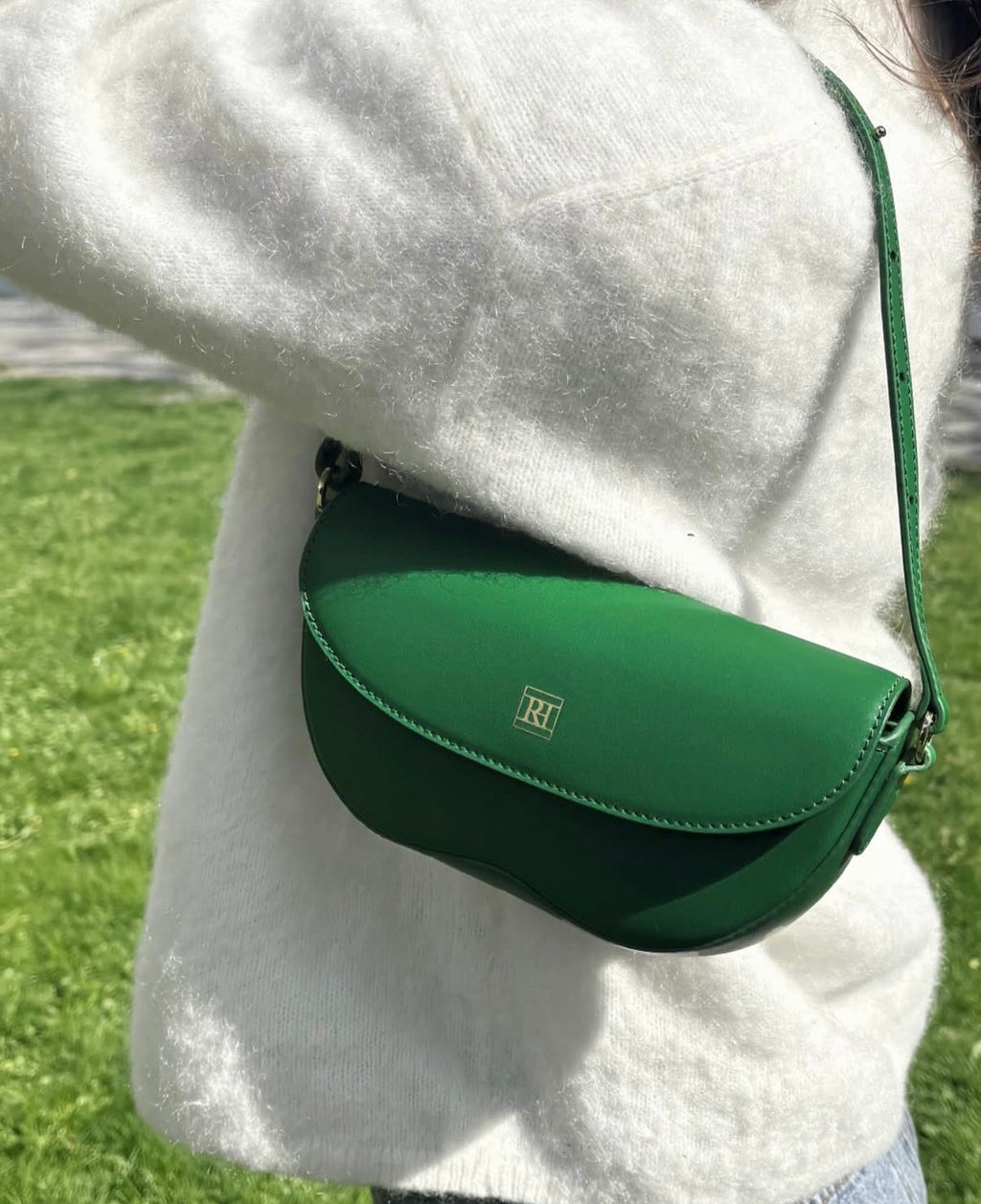 Enya Shoulder Bag