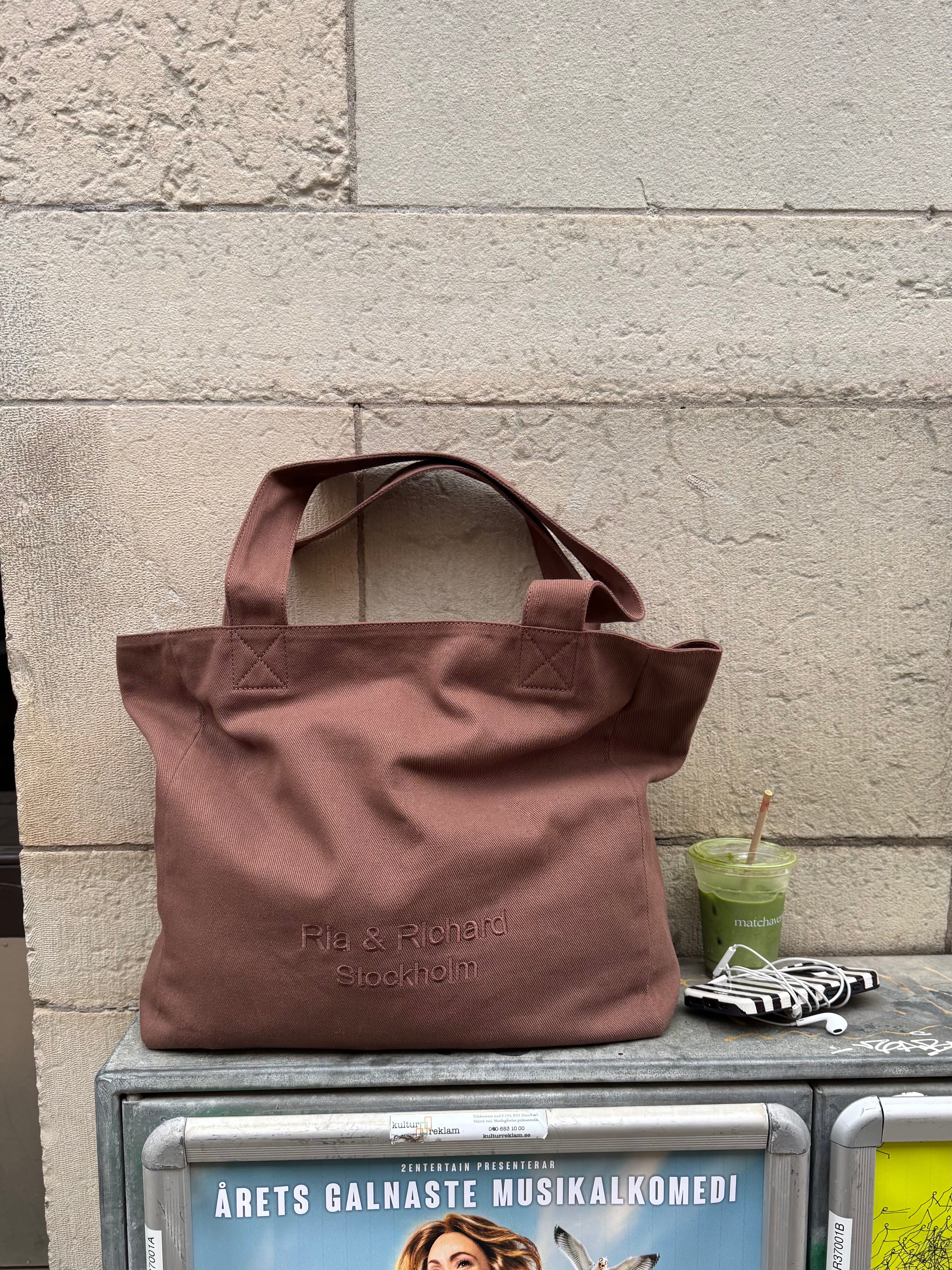RR Reversible Tote