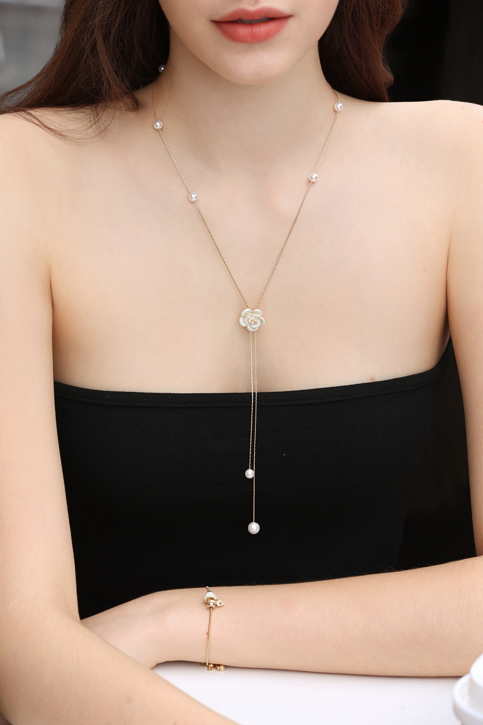 Charlotte-halsband