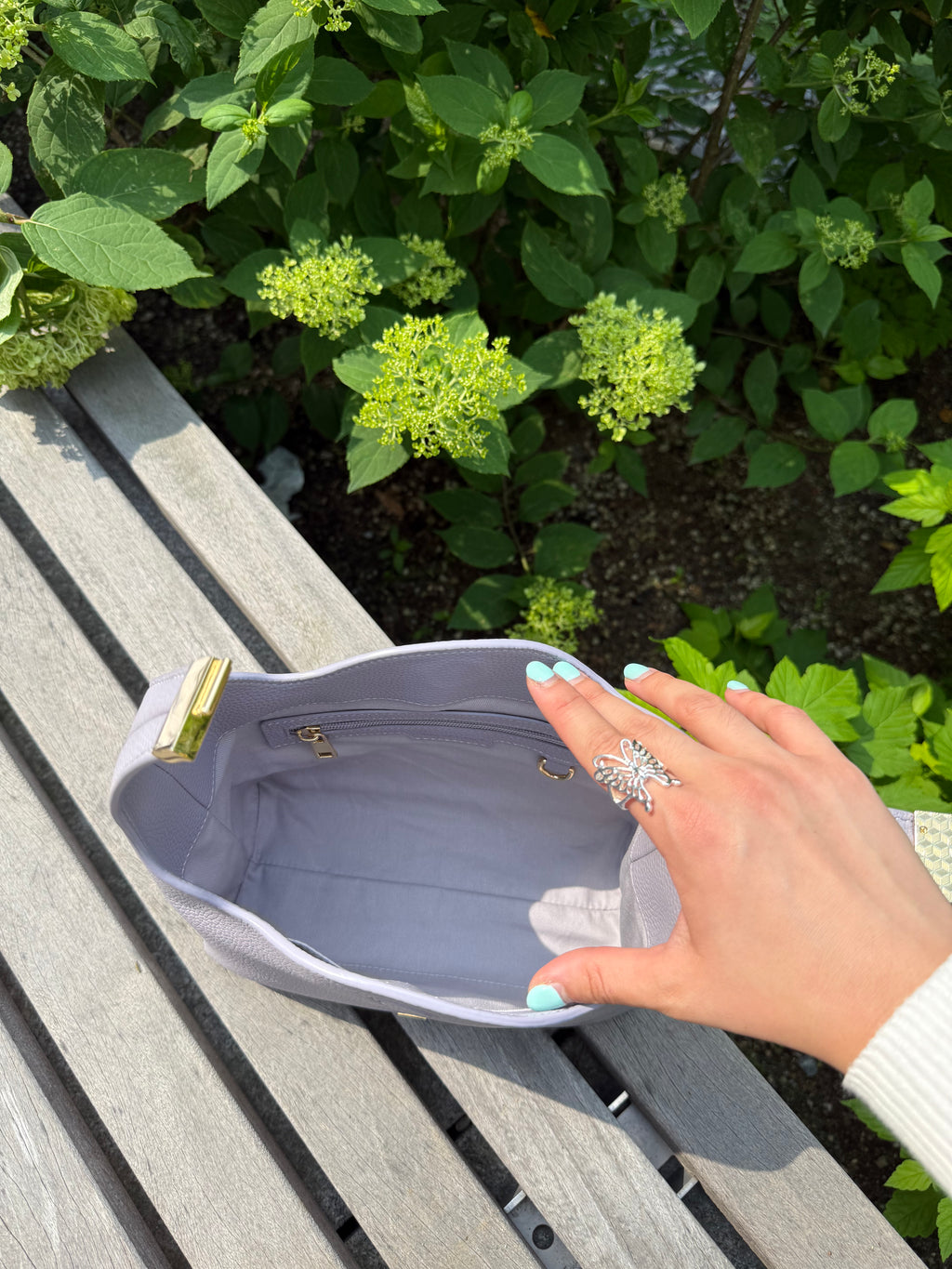 Vera Small Hobo Bag