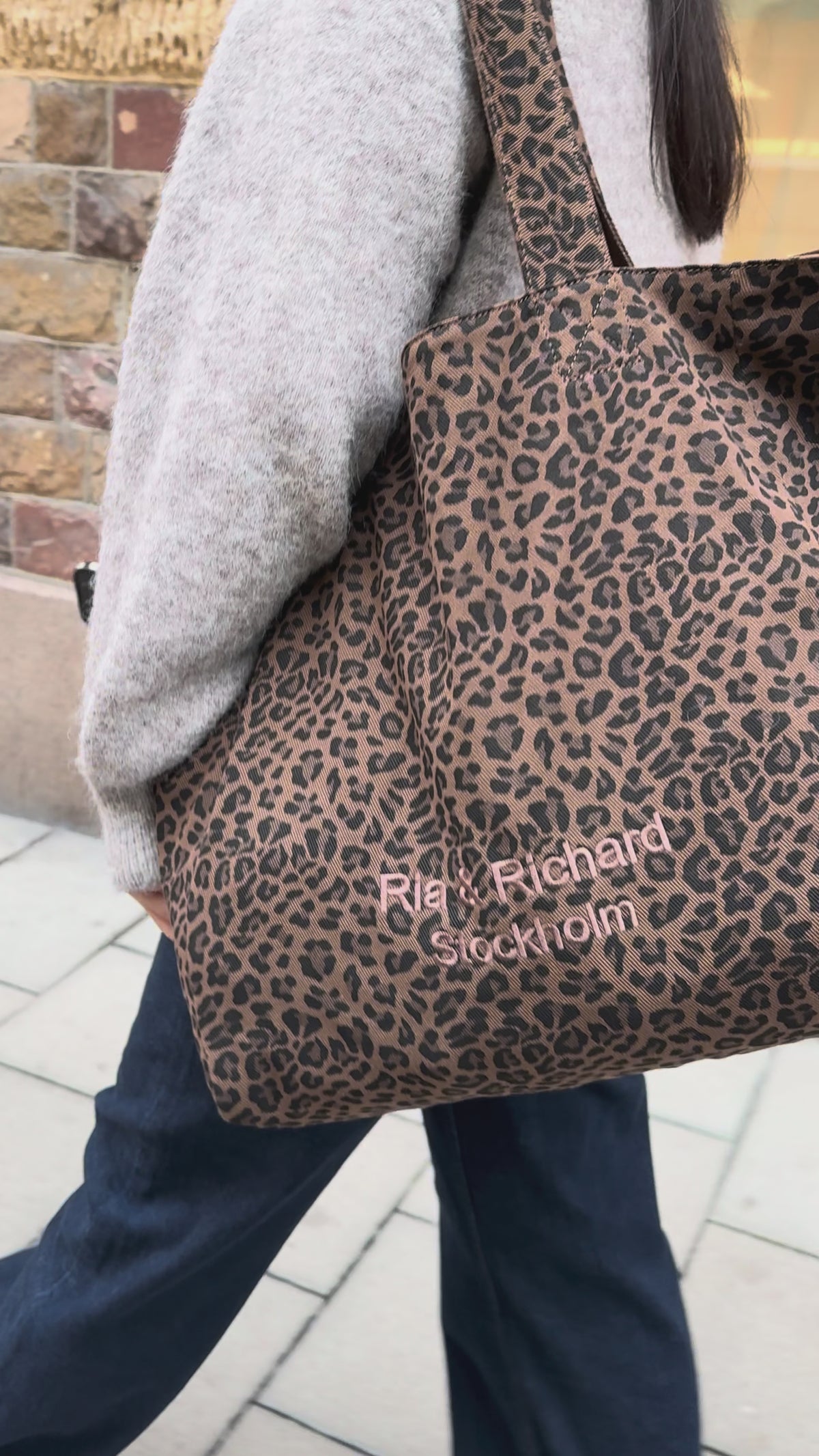 RR Reversible Tote